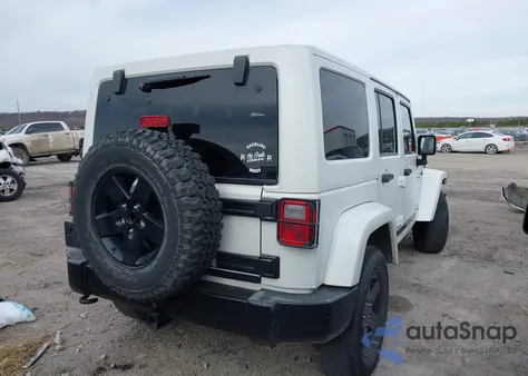 2012 Jeep Wrangler Unlimited Sahara z USA, uszkodzony, nr VIN 1C4BJWEG5CL142202